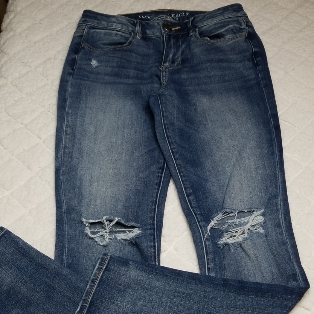AMERICAN EAGLE OUTFITTERS JEANS